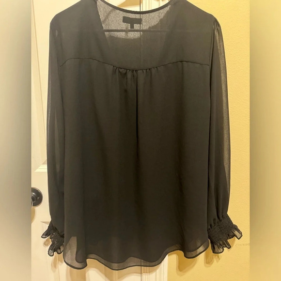 1. State Black Long Sleeve Smocked Detail Button Down Blouse Sz XXL - Picture 7 of 9